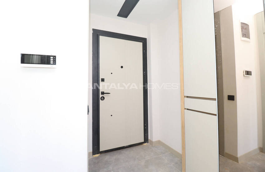 Antalya Kepez'de Şehir Hastanesi Yakınında Havuzlu Sitede Daire 17