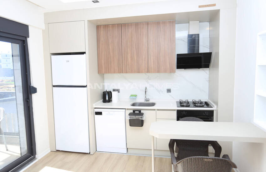 Building with High Rental Income Potential in Antalya Altintas 22