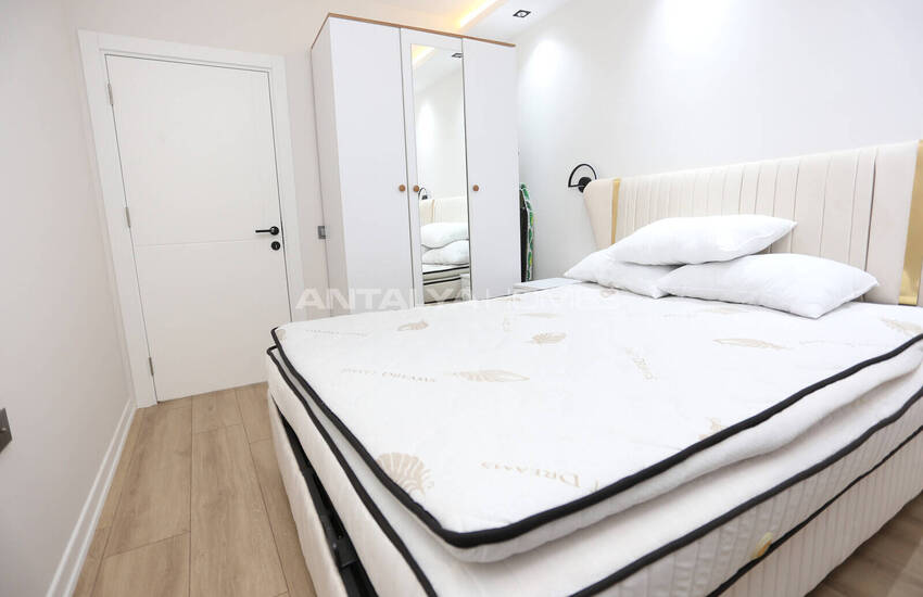 Building with High Rental Income Potential in Antalya Altintas 25