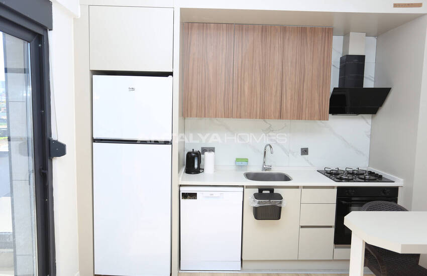 Building with High Rental Income Potential in Antalya Altintas 24