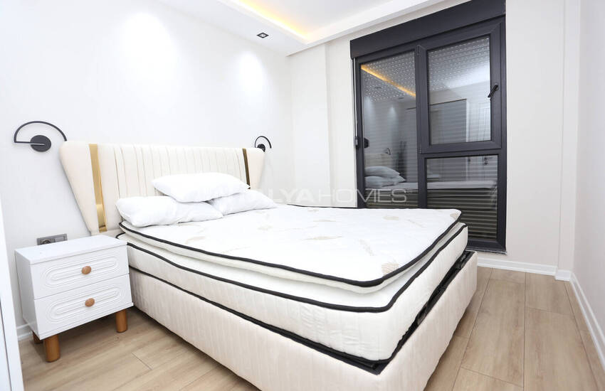 Building with High Rental Income Potential in Antalya Altintas 26