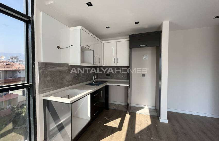 Alanya'da Denize 360 ​​M Mesafede Şık Daireler 9