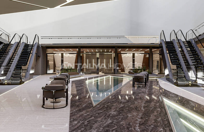 Antalya'da Otomotiv Odaklı Ticaret Merkezinde Dükkanlar 25