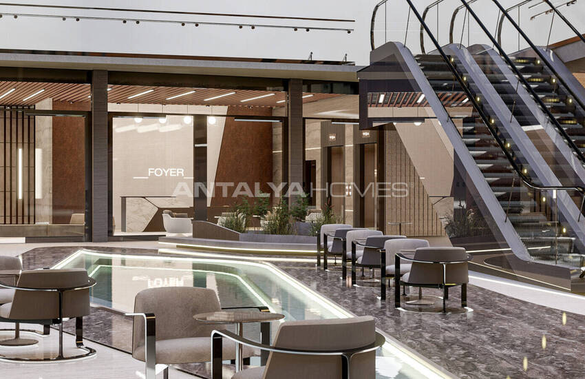 Antalya'da Otomotiv Odaklı Ticaret Merkezinde Dükkanlar 22