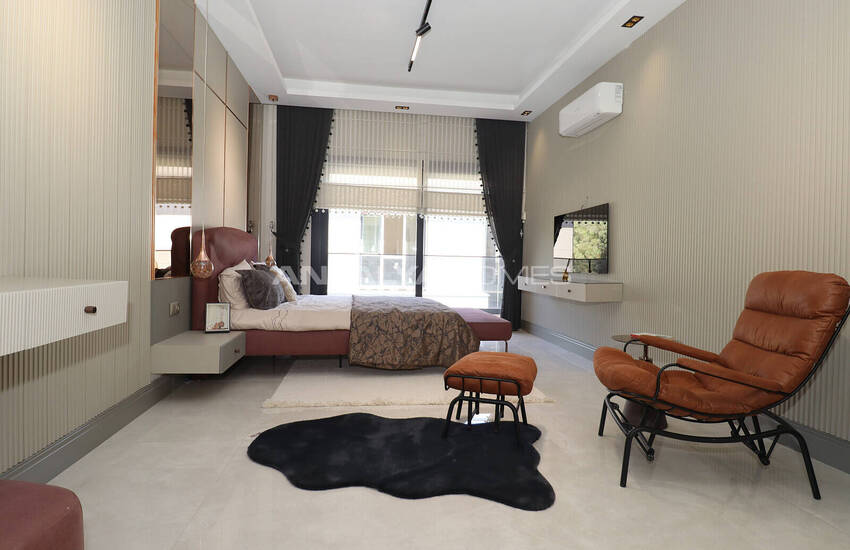 Antalya Muratpaşa'da Denize Kısa Sürüş Mesafesinde 4+1 Villalar 10