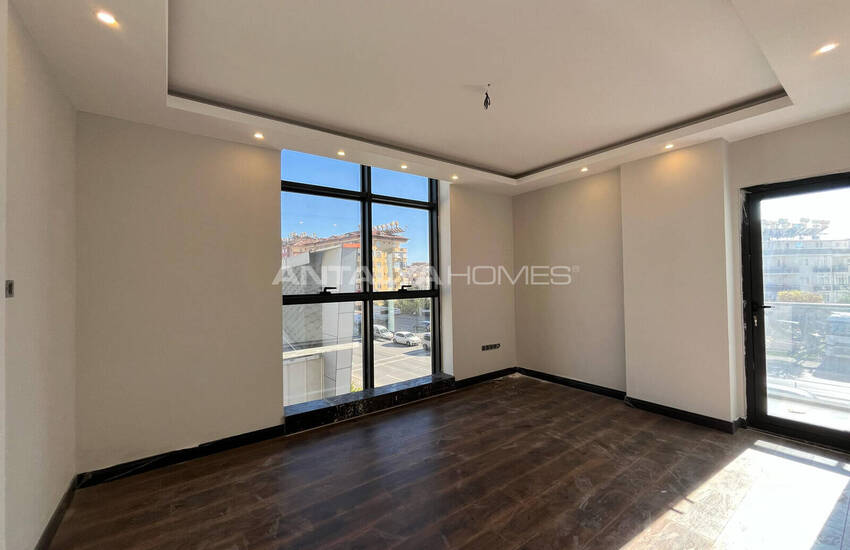 Rymliga Kontor I Ett Fördelaktigt Läge I Alanya Centrum 9