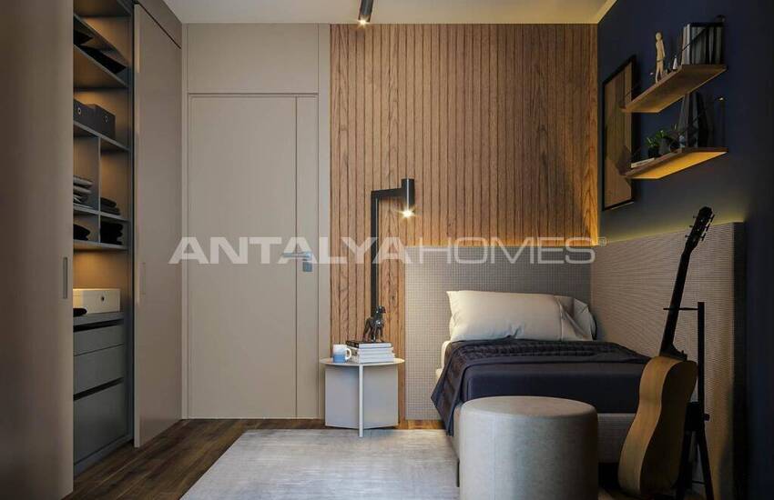 1 and 3-bedroom Flats in a Complex with Pool in Altıntaş 16