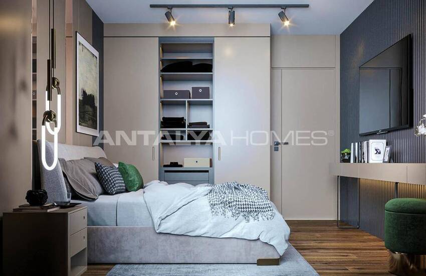 1 and 3-bedroom Flats in a Complex with Pool in Altıntaş 15