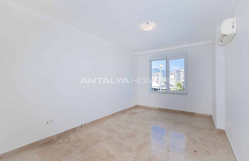 2-комнатная квартира в комплексе рядом с морем в Алании Чиккилли 19