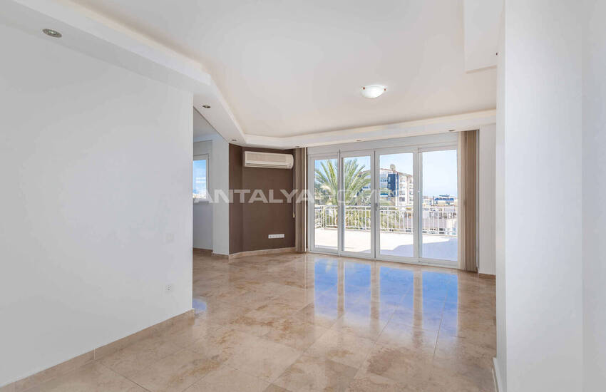 2-комнатная квартира в комплексе рядом с морем в Алании Чиккилли 16