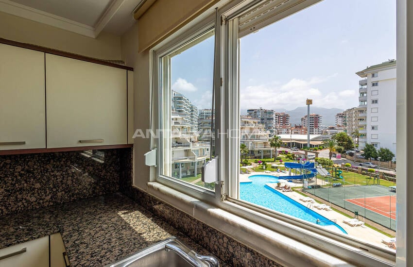 2-комнатная квартира в комплексе рядом с морем в Алании Чиккилли 18