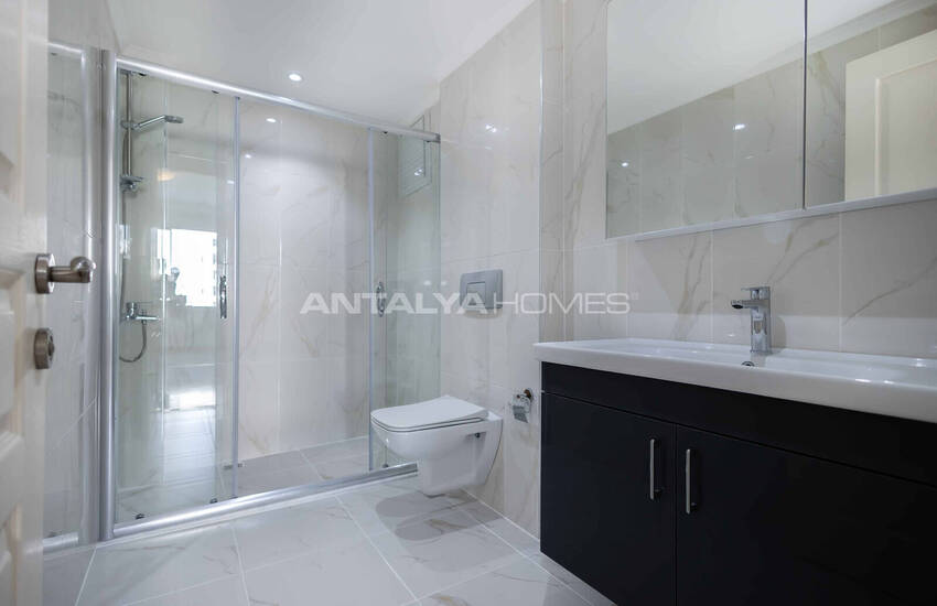 2-комнатная квартира в комплексе рядом с морем в Алании Чиккилли 23