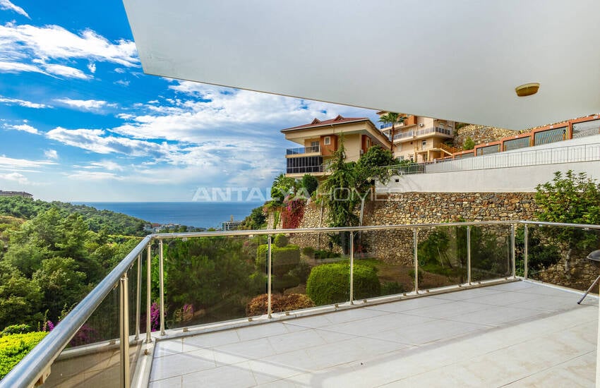 Дуплексная квартира с видом на море, окруженная природой в Алании 28