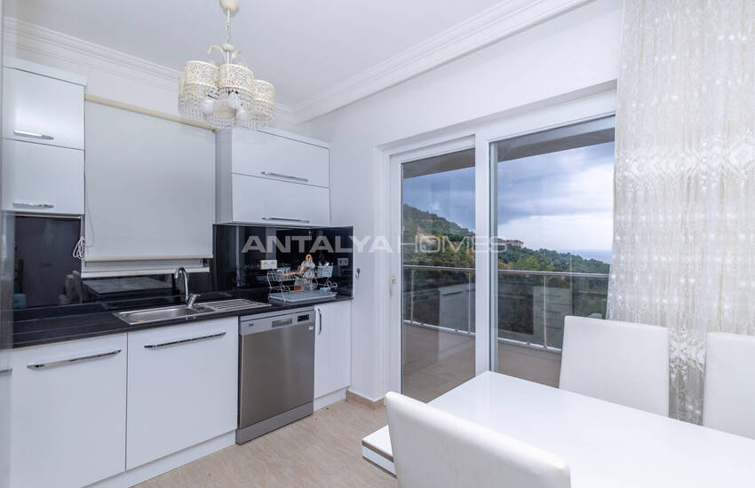 Дуплексная квартира с видом на море, окруженная природой в Алании 15