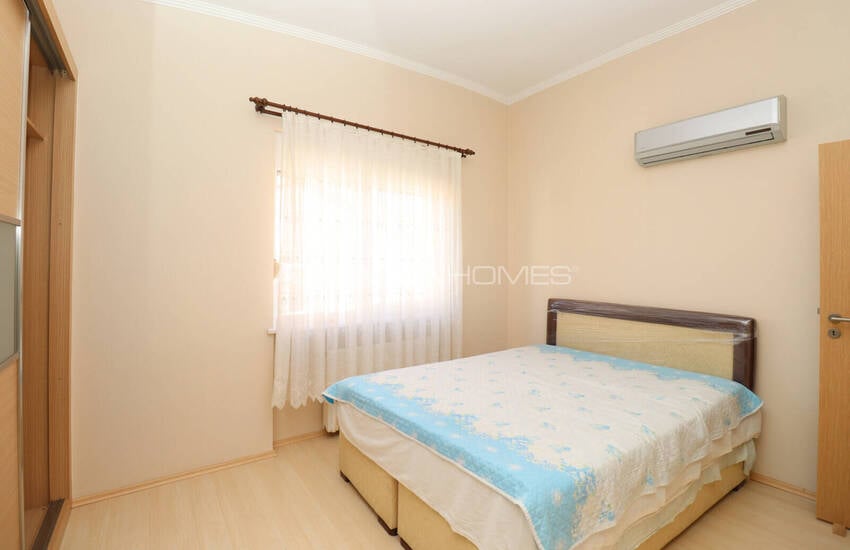 Rymlig Fastighet 400 M Från Havet I Antalya Konyaalti 21