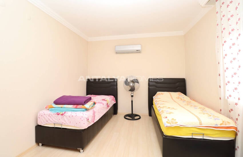 Rymlig Fastighet 400 M Från Havet I Antalya Konyaalti 14