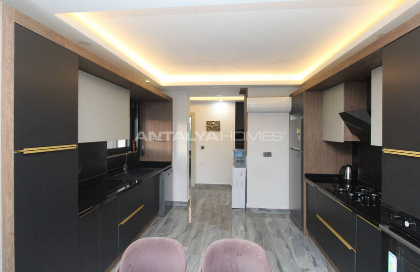 منزل من 4 غرف نوم مع ميزات عالية الجودة في أنطاليا كادري 18