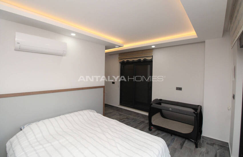 منزل من 4 غرف نوم مع ميزات عالية الجودة في أنطاليا كادري 24