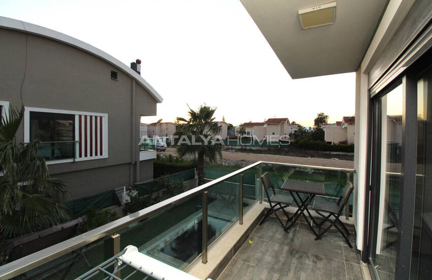 منزل من 4 غرف نوم مع ميزات عالية الجودة في أنطاليا كادري 37