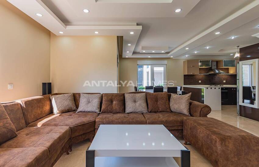 Elegant House in Complex with Private Marina in Antalya Kadriye 12
