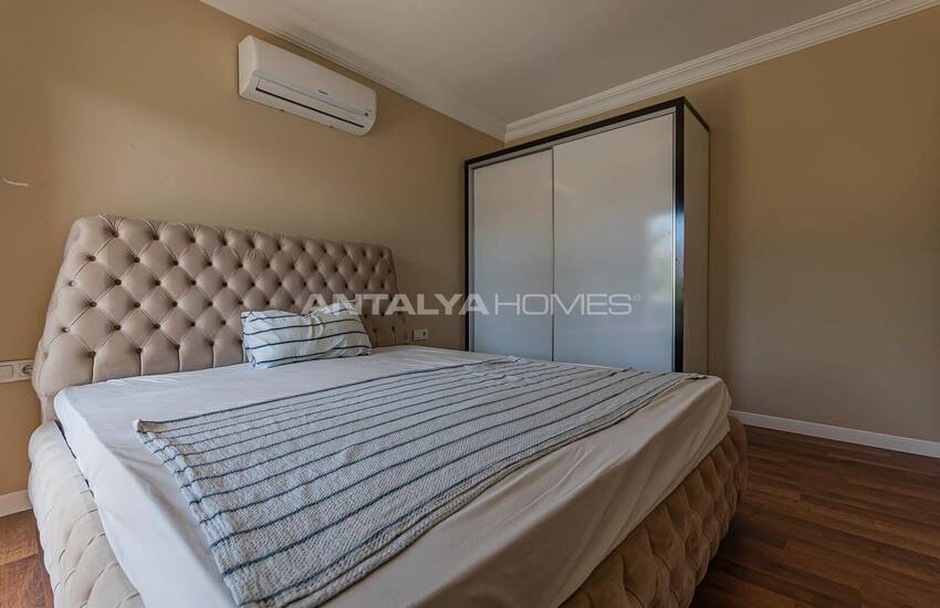 Elegant House in Complex with Private Marina in Antalya Kadriye 34