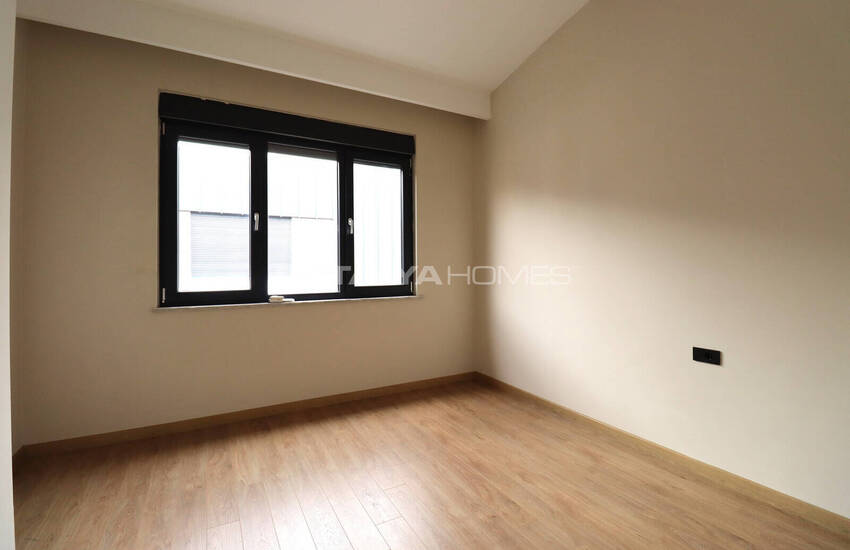 Woning Met 4 Slaapkamers, Zwembad En Tuin In Döşemealtı Antalya 20