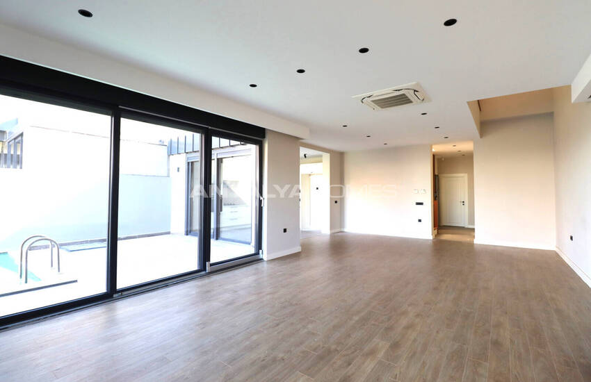 Woning Met 4 Slaapkamers, Zwembad En Tuin In Döşemealtı Antalya 14