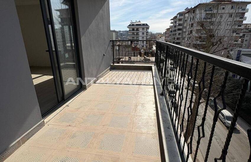 Wohnung Mit Poolzugang In Mahmutlar Alanya 16