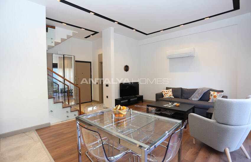 آپارتمان با منظره کوهستان در ویستا پریمیوم با استخر در کنییالتی 8