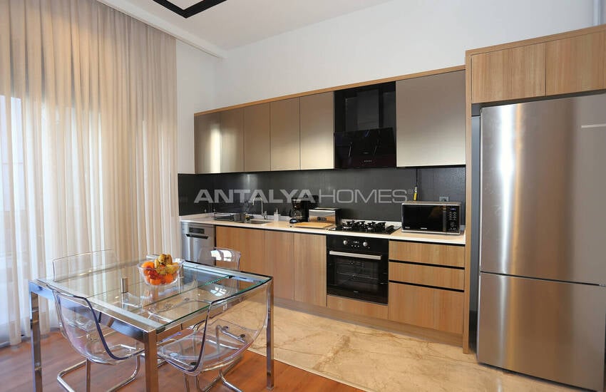 آپارتمان با منظره کوهستان در ویستا پریمیوم با استخر در کنییالتی 9