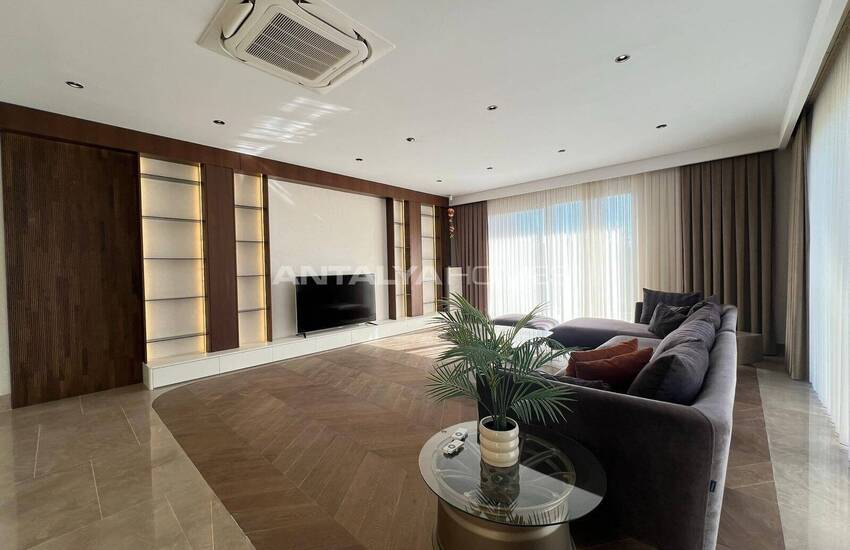 Halfvrijstaande Huis Met Zwembad En Tuin In Antalya Döşemealtı 7