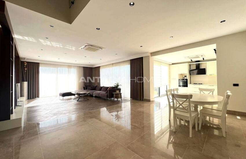 Halfvrijstaande Huis Met Zwembad En Tuin In Antalya Döşemealtı 8