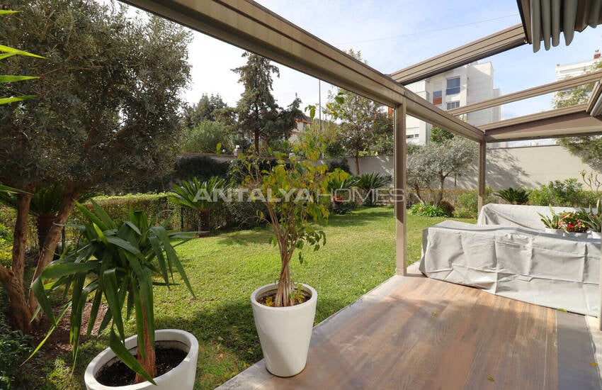 آپارتمان دوبلکس ۴ خوابه با کف باغ در آنتالیا 39