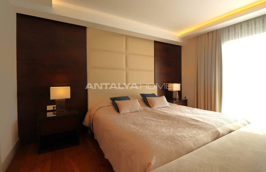 آپارتمان دوبلکس ۴ خوابه با کف باغ در آنتالیا 28