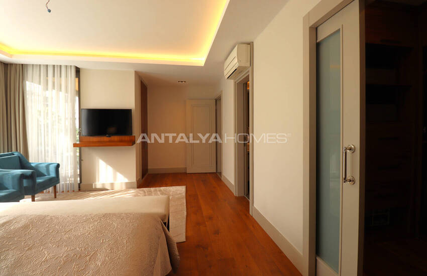 آپارتمان دوبلکس ۴ خوابه با کف باغ در آنتالیا 30