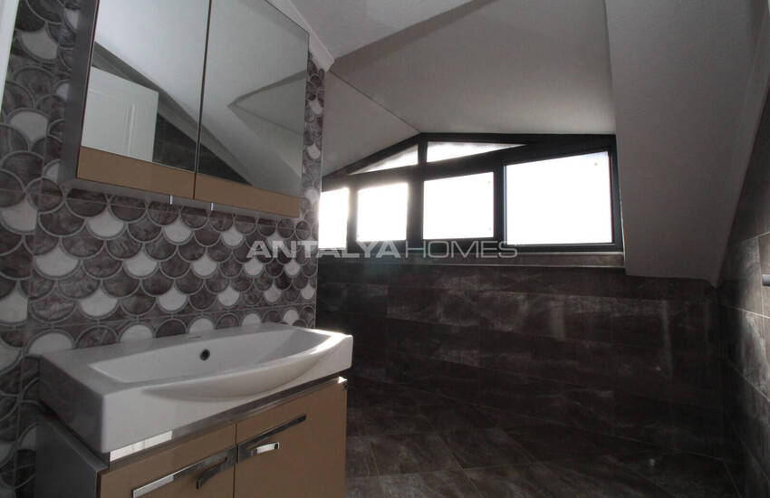 Villa Met 4 Slaapkamers En Zwembad Te Koop In Belek, Antalya 44