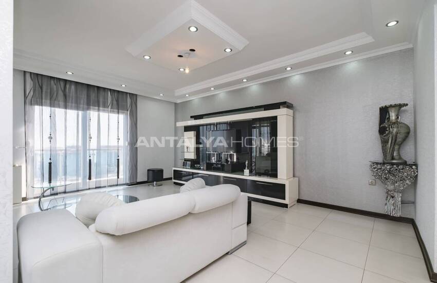 Möblerad Lägenhet Med Havsutsikt I Antalya Lara 18