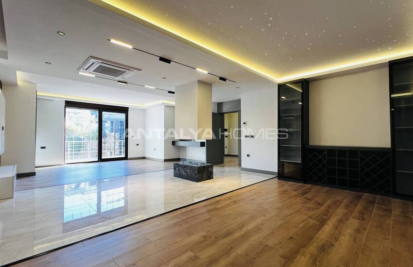 Vrijstaande Woning Met 6 Slaapkamers Vlakbij Het Zee In Antalya 7