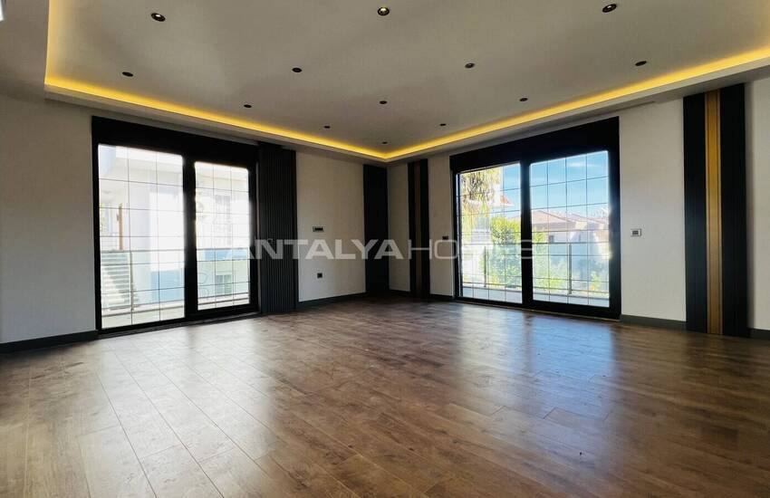 Vrijstaande Woning Met 6 Slaapkamers Vlakbij Het Zee In Antalya 13