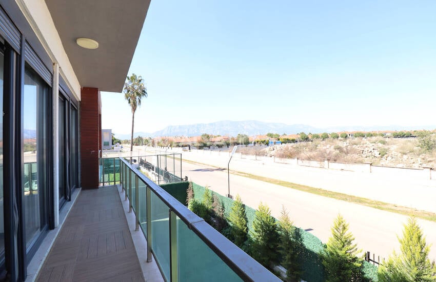 Вилла с общим бассейном в Анталии, Дёшемеалты, рядом с университетом 39