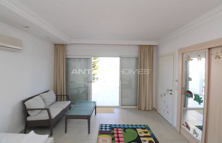 Triplexvilla Met 4 Slaapkamers En Zwembad In Antalya 23