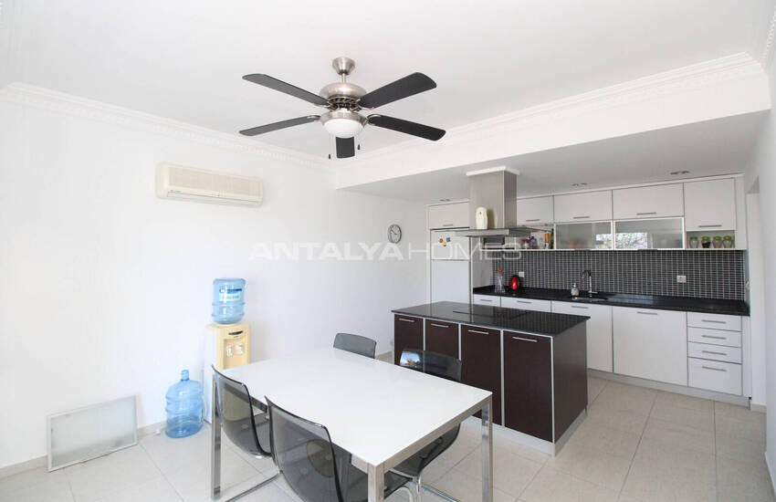 Triplexvilla Met 4 Slaapkamers En Zwembad In Antalya 12