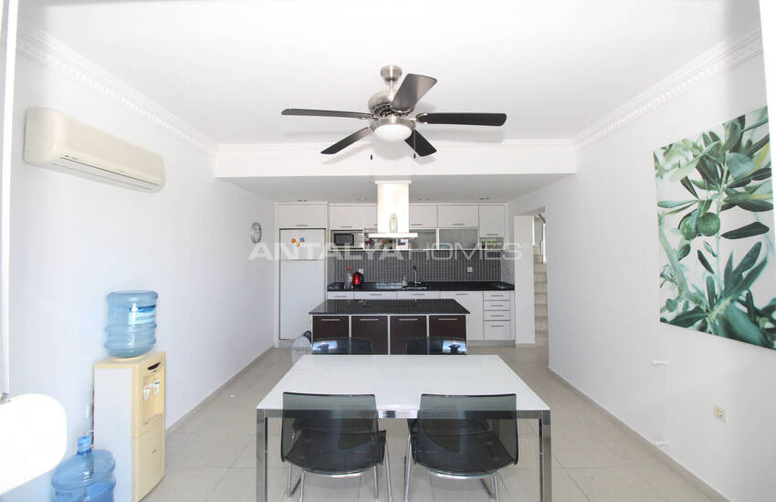 Triplexvilla Met 4 Slaapkamers En Zwembad In Antalya 13