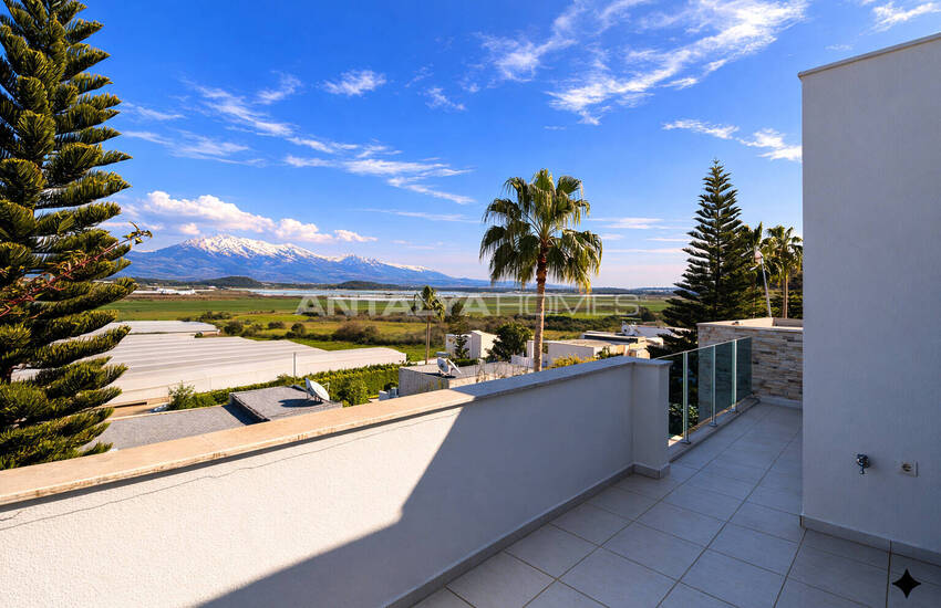 Triplexvilla Met 4 Slaapkamers En Zwembad In Antalya 32