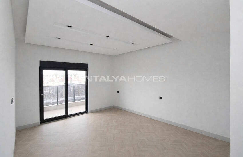 Apartments with Communal Pool Near the Sea in Belek 11