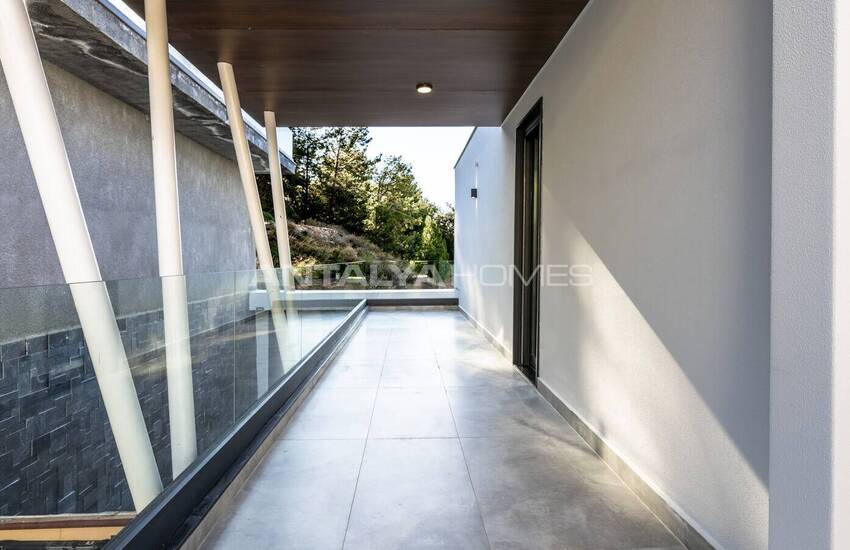 Alanya Bektaş'ta Havuzlu Satılık 3+1 Müstakil Villa 41