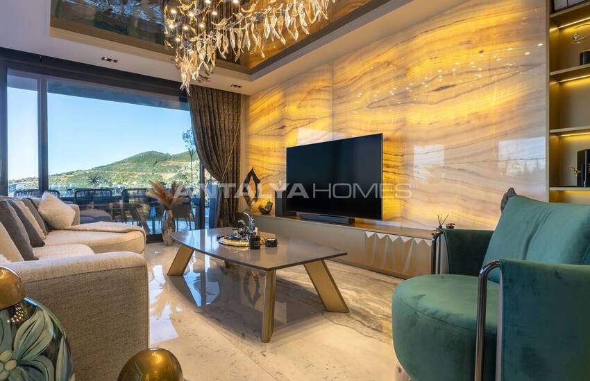 Alanya Bektaş'ta Havuzlu Satılık 3+1 Müstakil Villa 19