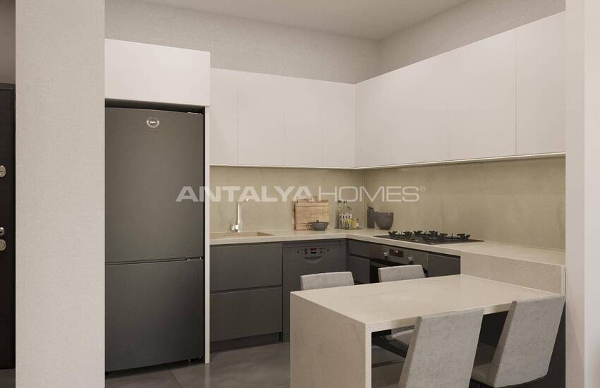 Elegant Apartments with Communal Pool in Antalya Altintas 9