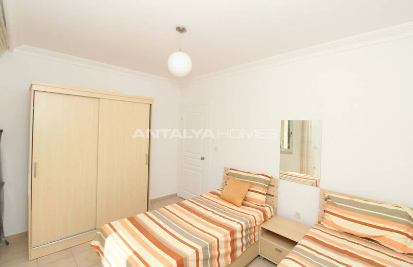 Antalya Manavgat’ta Havuzlu Sitede 2+1 Daire 31