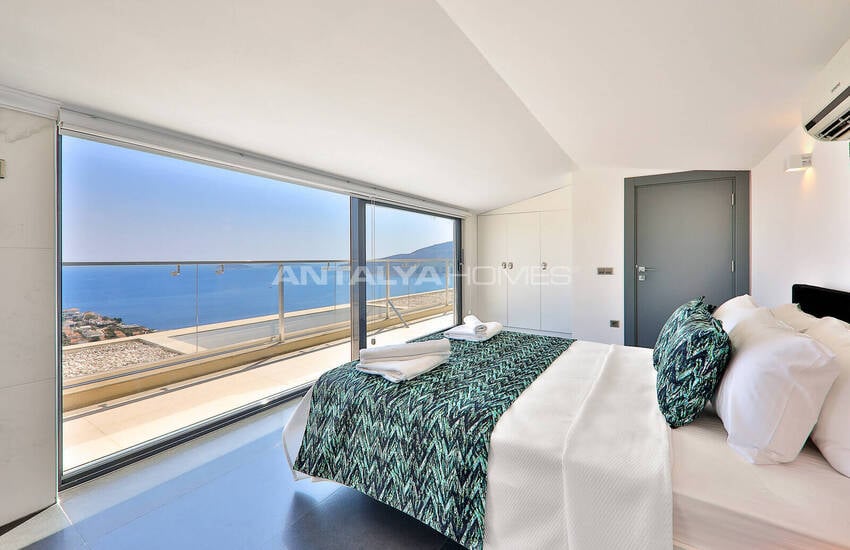 Kaş Kalkan’da Deniz ve Dağ Manzaralı Özel Havuzlu Villa 48